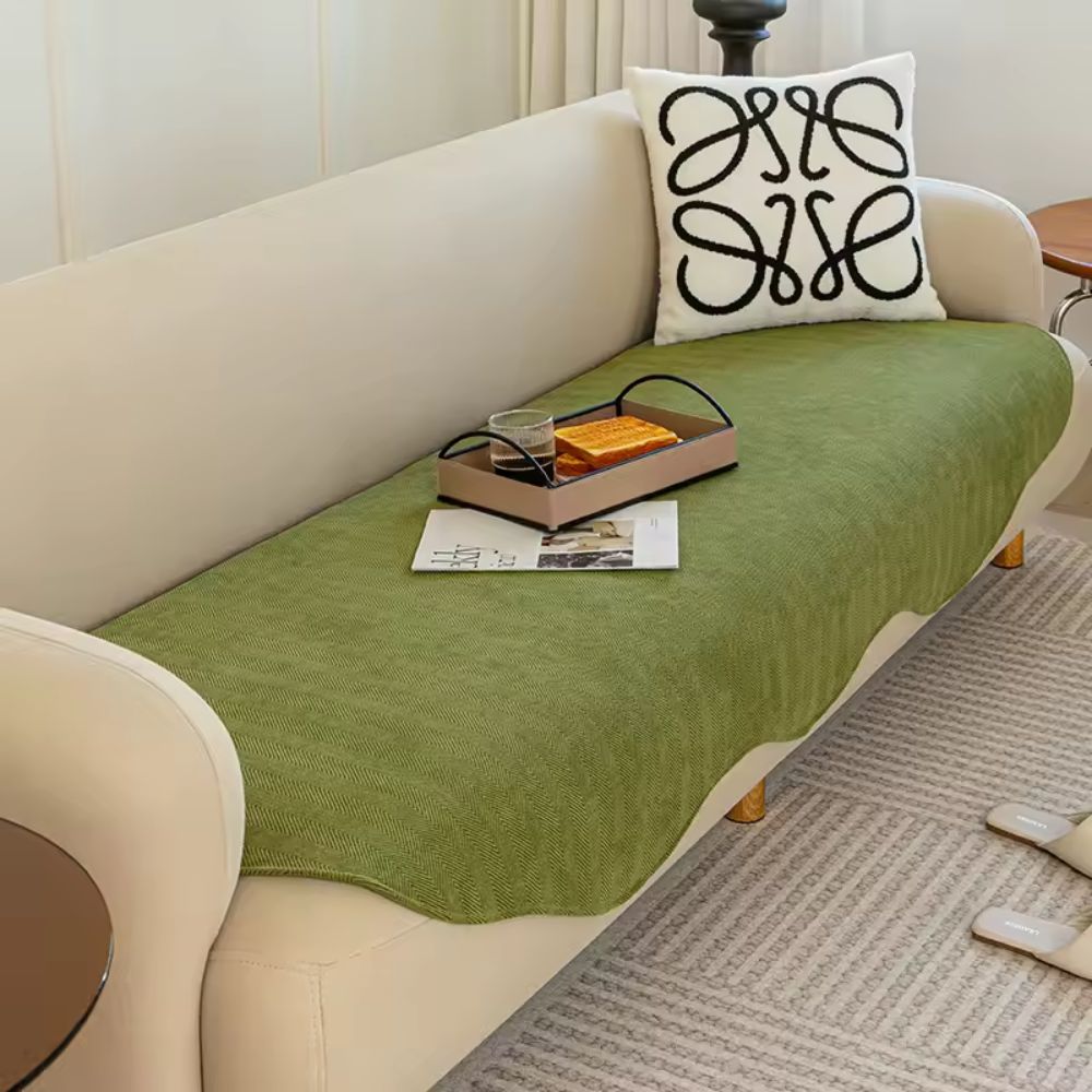 Quilted Microfiber Couch Cover – Non-Slip Protector for Sofas – Year-Round Furniture Shield in Solid Colors