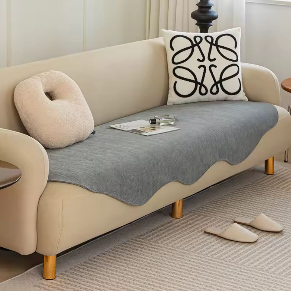 Quilted Microfiber Couch Cover – Non-Slip Protector for Sofas – Year-Round Furniture Shield in Solid Colors