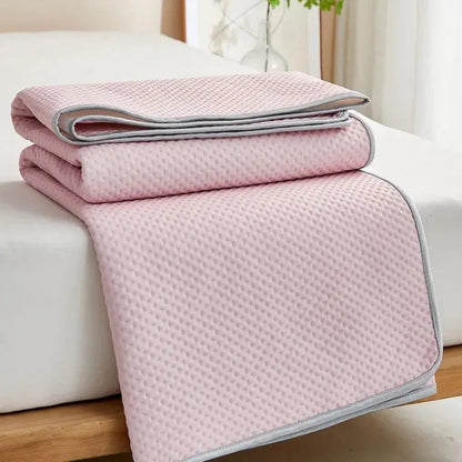 Cooling Mattress Pad with Breathable Ice Silk Fabric | Soft Design for Comfortable Summer Sleep