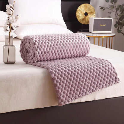 CosyNest | Fleece Throw Blanket with Soft Microfiber Fabric | Lightweight & Warm for Cozy Comfort