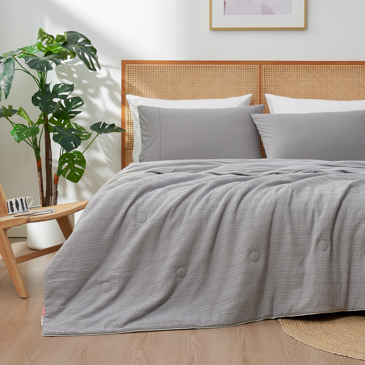 Cozy Bliss | Comforter with Natural Fiber Waffle Design | Lightweight & Eco-Friendly Bedding for Hot Sleepers