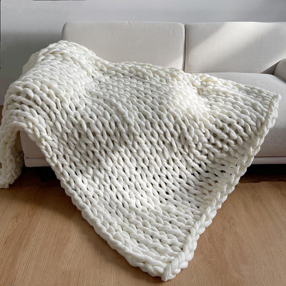 Cozy Home | Chunky Knit Throw Blanket with Exceptional Softness | Stylish Accent for Warm Evenings