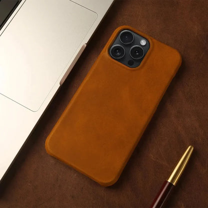 Genuine Leather MagSafe-Compatible iPhone Case – Wireless Charging Ready, Raised Edge Protection for Screen & Camera – iPhone 13-17