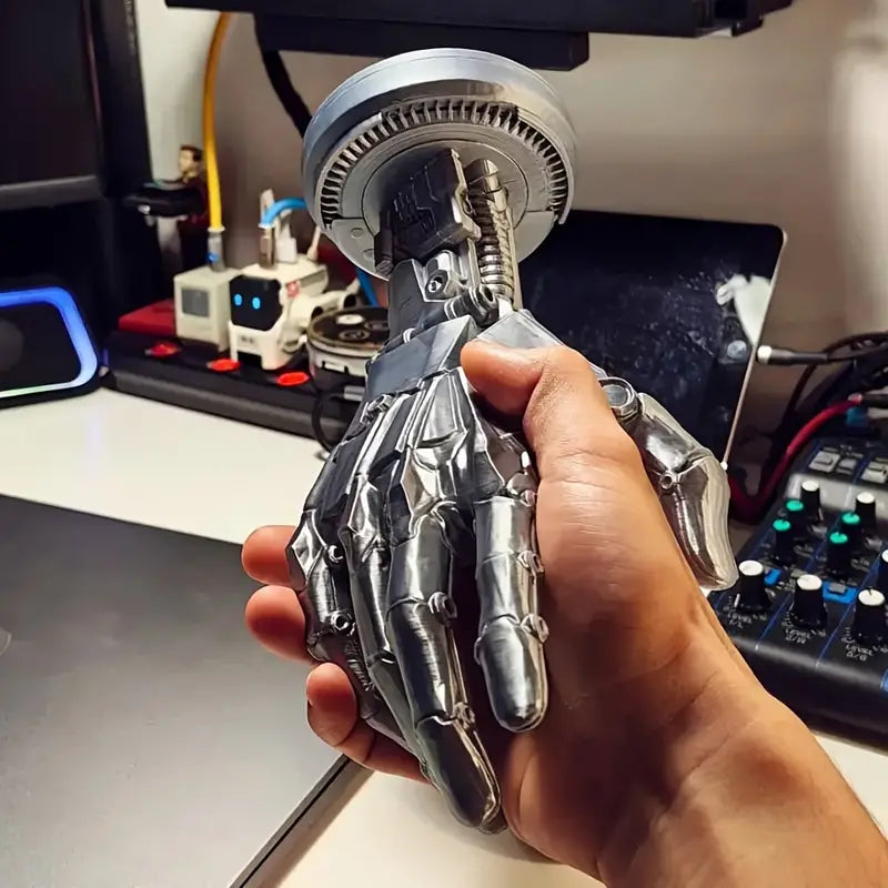 CyberGrip™ - Sci-Fi Controller Stand