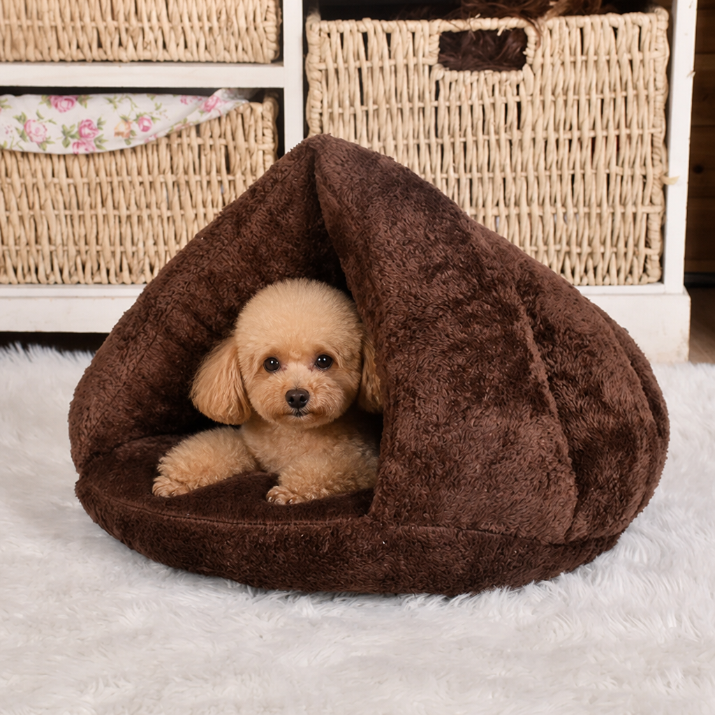 Ortekor Thick Plush & Insulated Triangle Kennel Mat