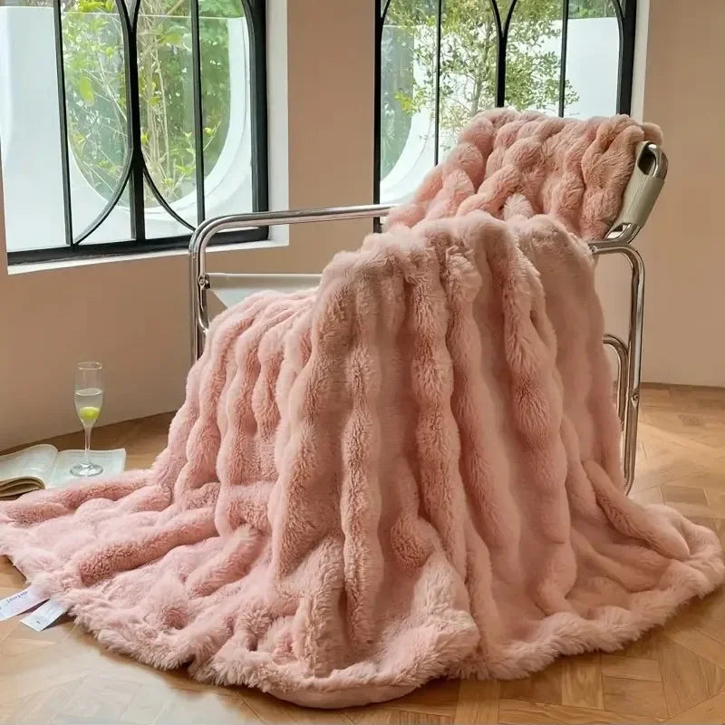 Plush Double-Sided Fleece Throw Blanket – Soft Polyester Layer for Couch, Sofa & Bedroom Use – Machine Washable in Multiple Sizes