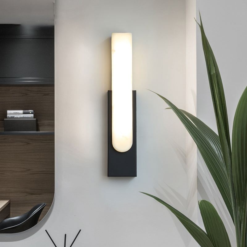 Elegant Marble Wall Lamp with LED Light and Gold Accents – Chic Vertical Design