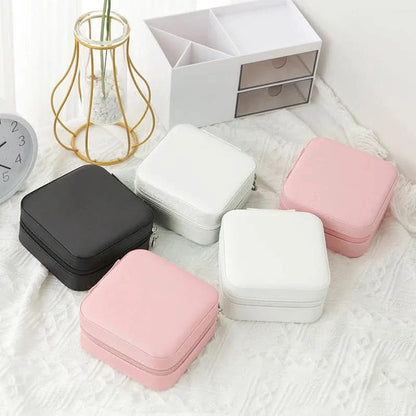 VELVAFLOW – Portable Jewelry Storage Case for Everyday Travel