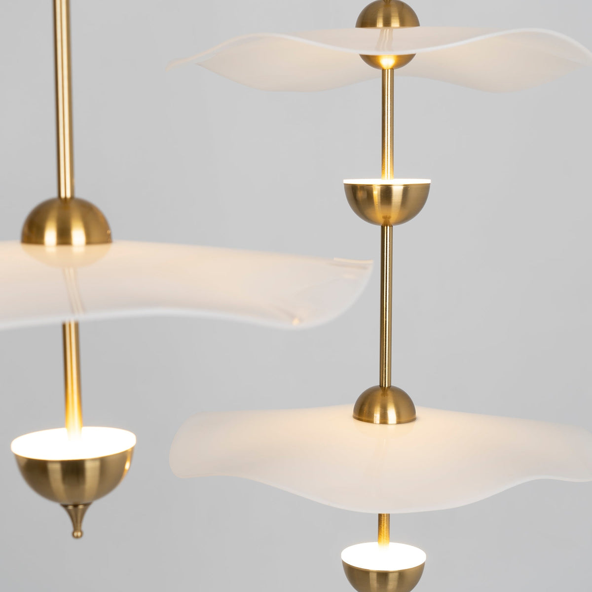 LED Pendant Light Fixture Gold Finish 16-24 in Hanging Chandelier for Kitchen Island Dining Room Living Room with Adjustable Rod Three Color