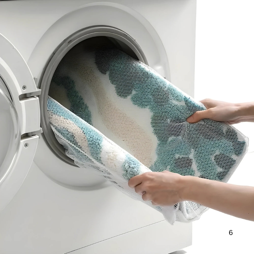Fiona Bath Mat - Non-Slip Microfiber, Coastal Wavy Design