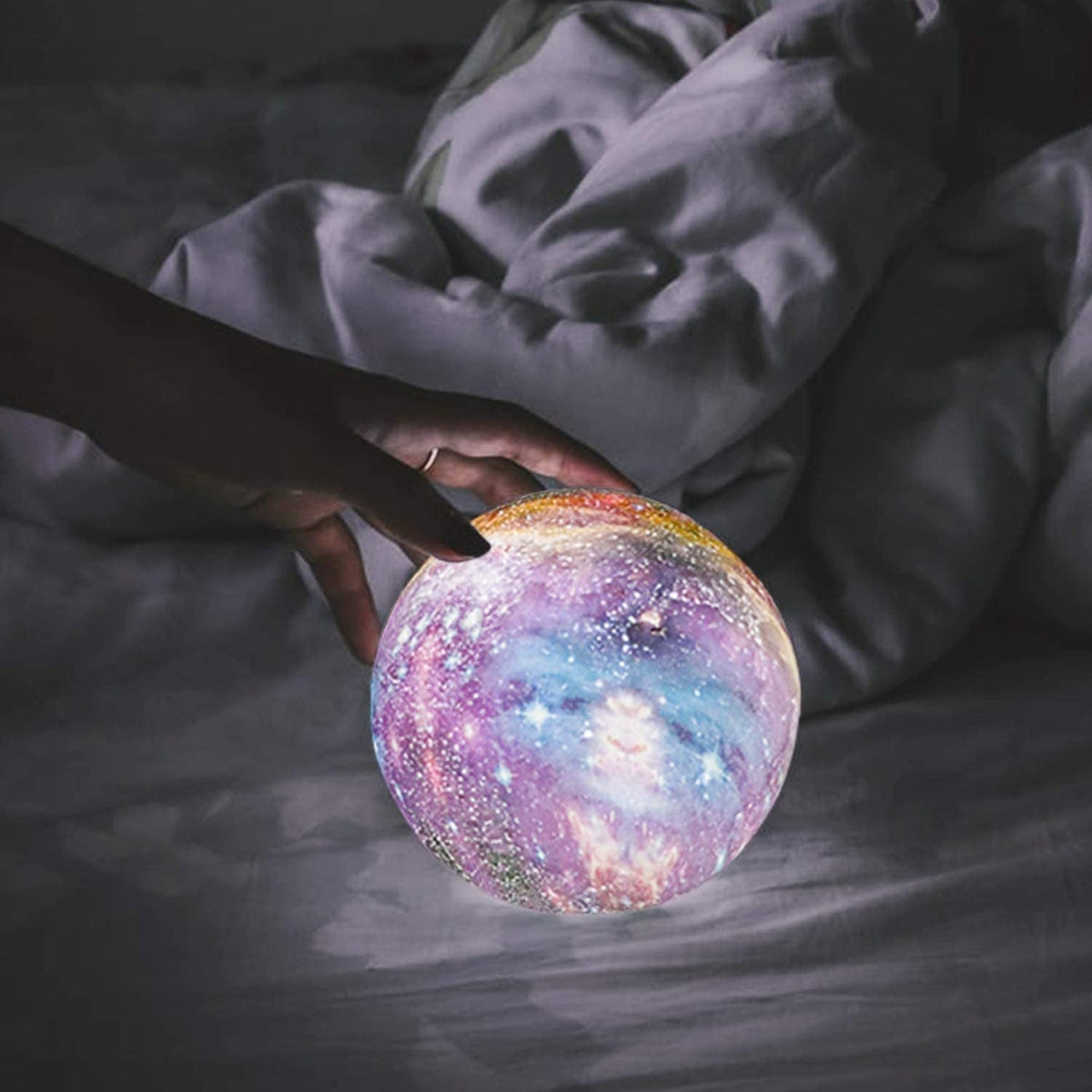 Galaxy Moon Lamp - 16 Colors, Remote Control, 3D, Night Light