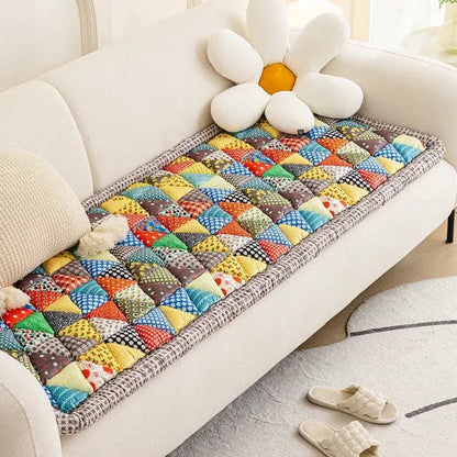 Floral Sofa Protector Cover for Couch – Thick Woven Throw Blanket with European Pattern for Living Room Furniture, 3-Seater Protection
