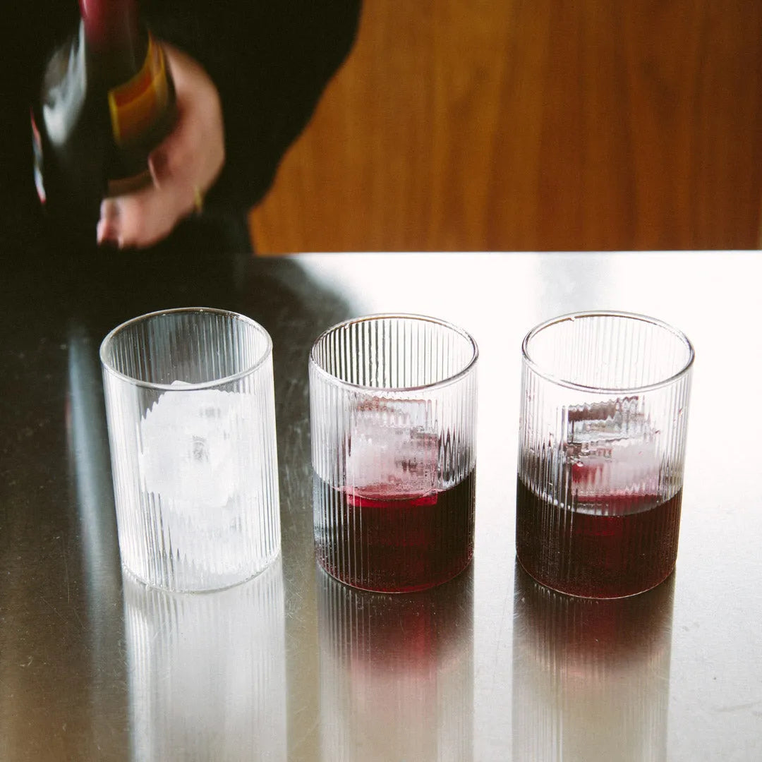 Textured Tumbler Glass 14 fl oz Clear Glassware for Water Juice Cocktails Wine Everyday Dining Entertaining Guests Kitchen Table Cylinder Dr