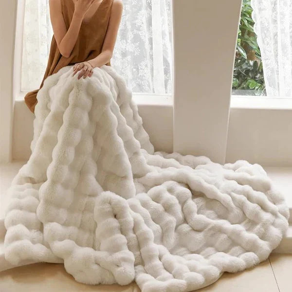 Plush Synthetic Fur Throw Blanket in Neutral Tones for Sofa, Bed, Living Room, and Bedroom