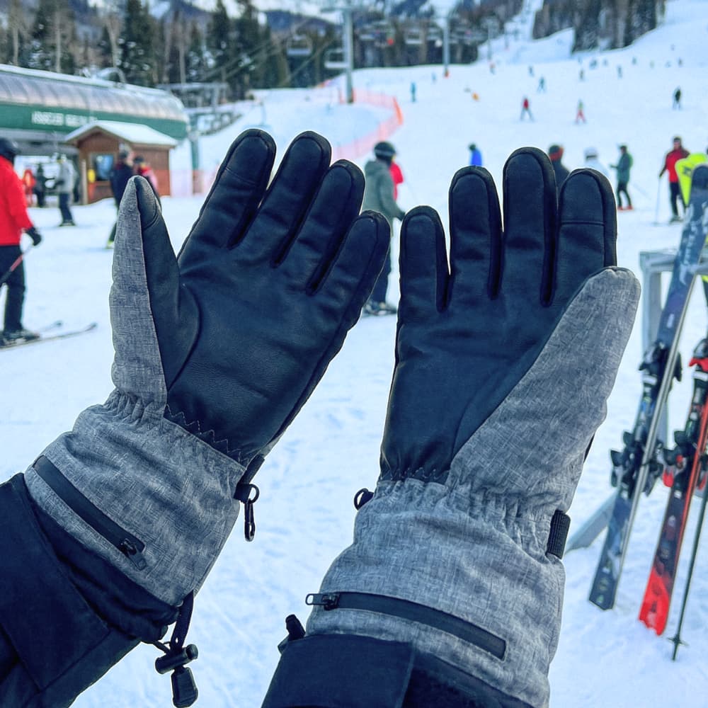 Warm Touch Insulated Gloves with Adjustable Heat Settings