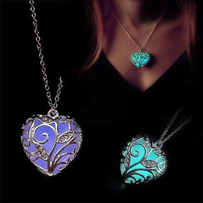 Luminous Heart Pendant Necklace – Glow-in-the-Dark Jewelry for Women – Adjustable 16-18 in Chain – Hypoallergenic Stainless Steel – Gift