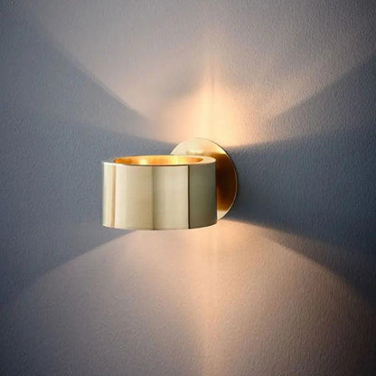 Contemporary Metal Shade Wall Sconce with Adjustable Arm for Bedroom Living Room Office Hallway Lighting