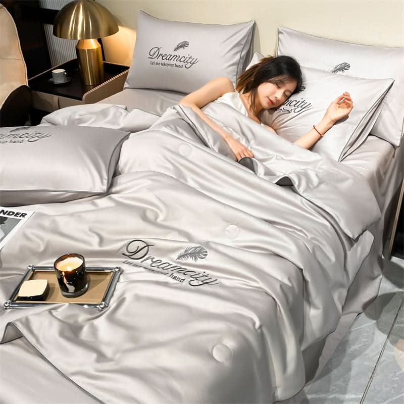 KühlTraum | Cooling Ice-Silk Duvet for Hot Nights with Breathable Fabric | Lightweight Comfort for Restful Sleep
