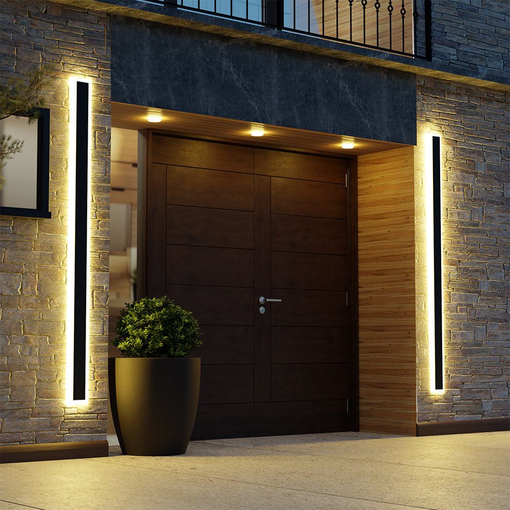 Outdoor LED Wall Sconce Modern Black Aluminum Linear Light for Patio Garden Entry Waterproof IP65 Rated Indoor Outdoor Wall Mount Fixture