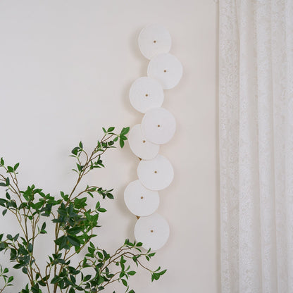 Ceramic Petal Wall Sconce – Floral LED Light with Gold Metal Accents for Hallway, Bedroom & Living Room Decor