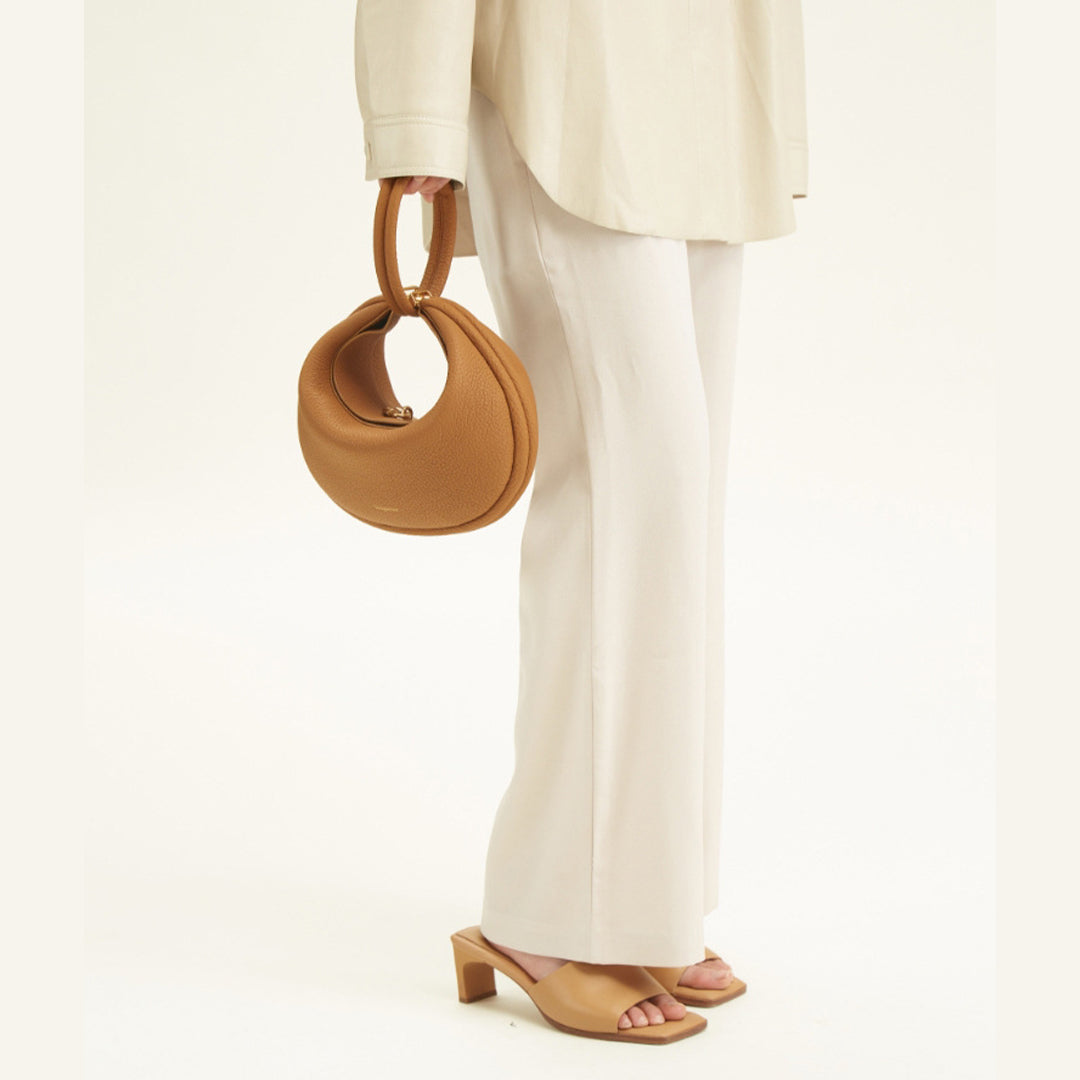 Ortekor Luna | Handbag Tote Bag in Premium Full-Grain Leather with Four-Way Carry Options | Timeless Elegance for Effortless Style