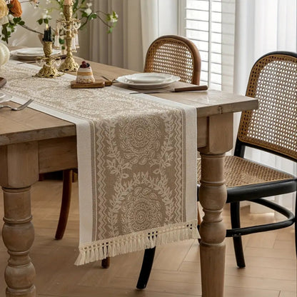Luxe Linen Table Runner - Soft Woven Cotton Blend, Vintage Charm