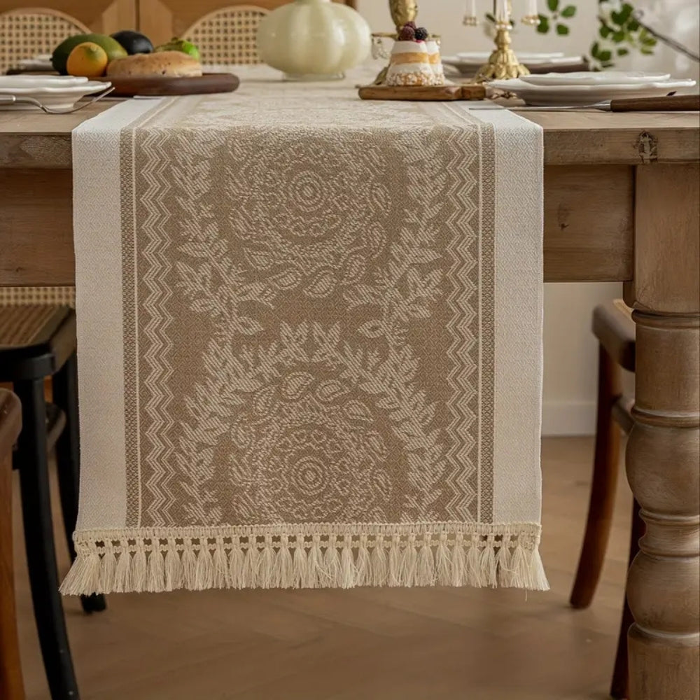 Luxe Linen Table Runner - Soft Woven Cotton Blend, Vintage Charm