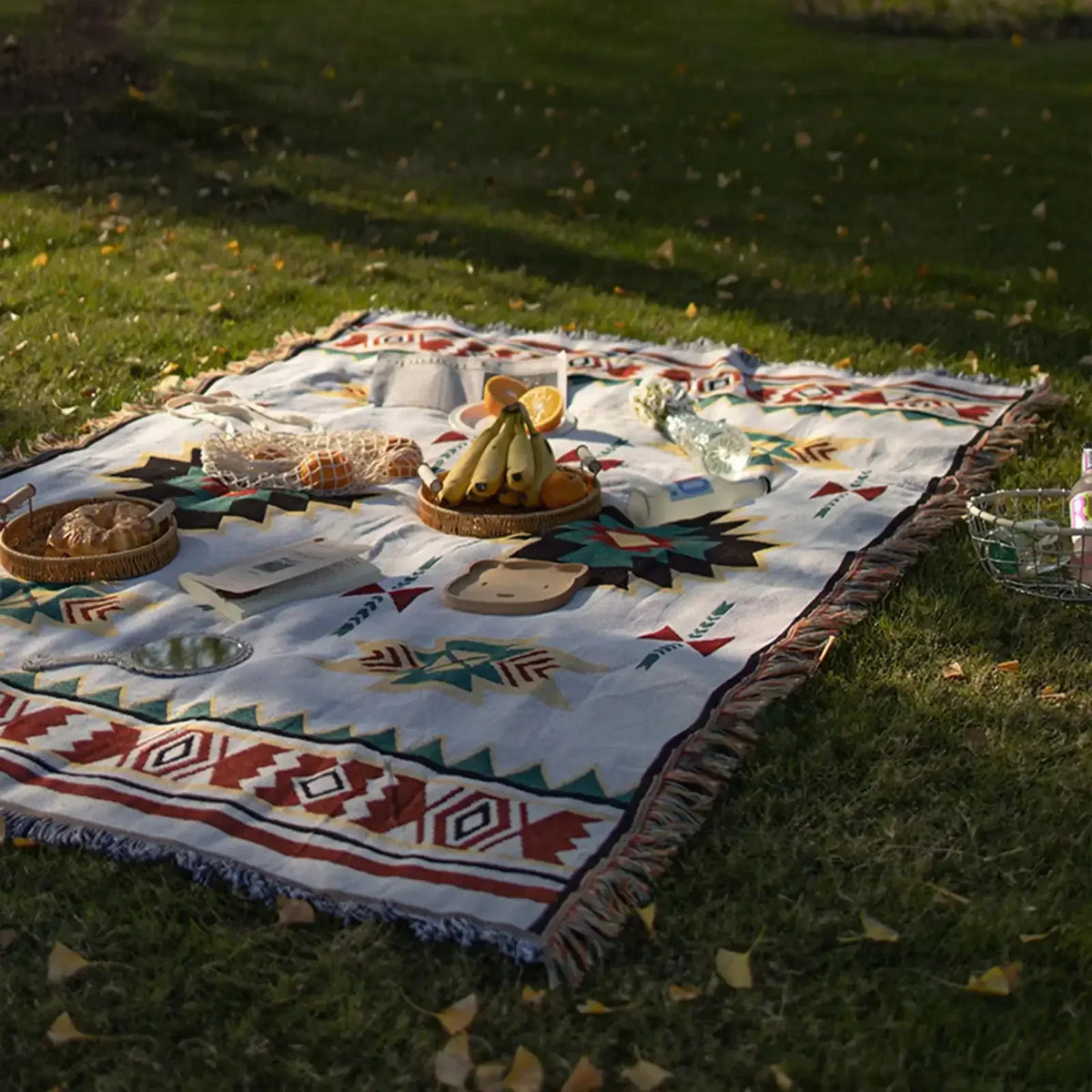 MEXIBREEZE – Bohemian Linen Blanket for Travel & Sofa Use