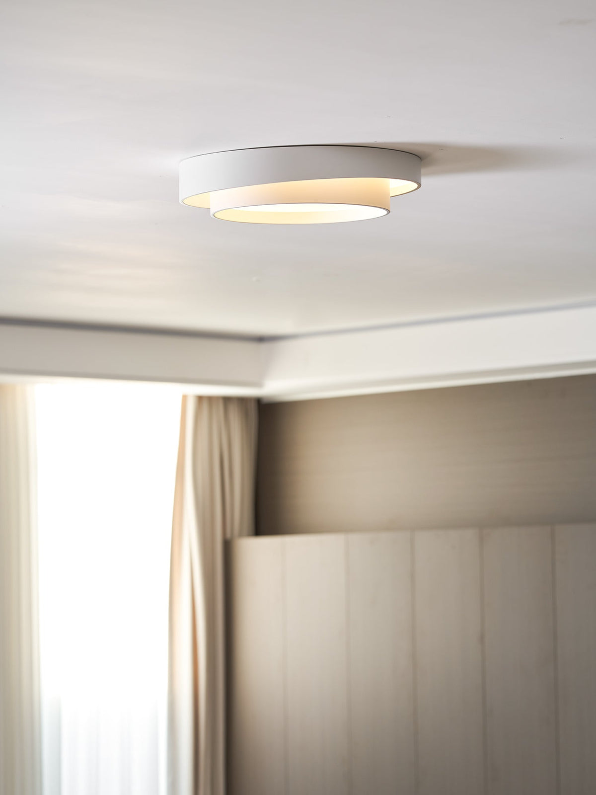Round LED Flush Mount Light Fixture Metal White 16 20 24 Inch for Bedroom Living Room Office Modern Low Profile Overhead Lighting 3000K 4000