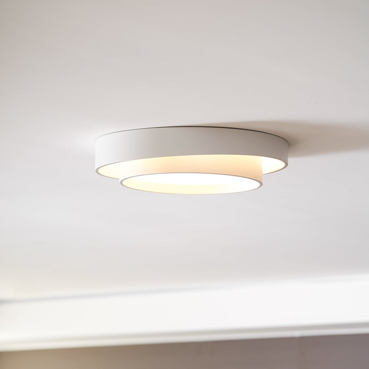 Flush Mount LED Ceiling Light Round Low-Profile Fixture Black White Gray 16 20 24 Inch Diameter for Bedroom Hall Kitchen Foyer