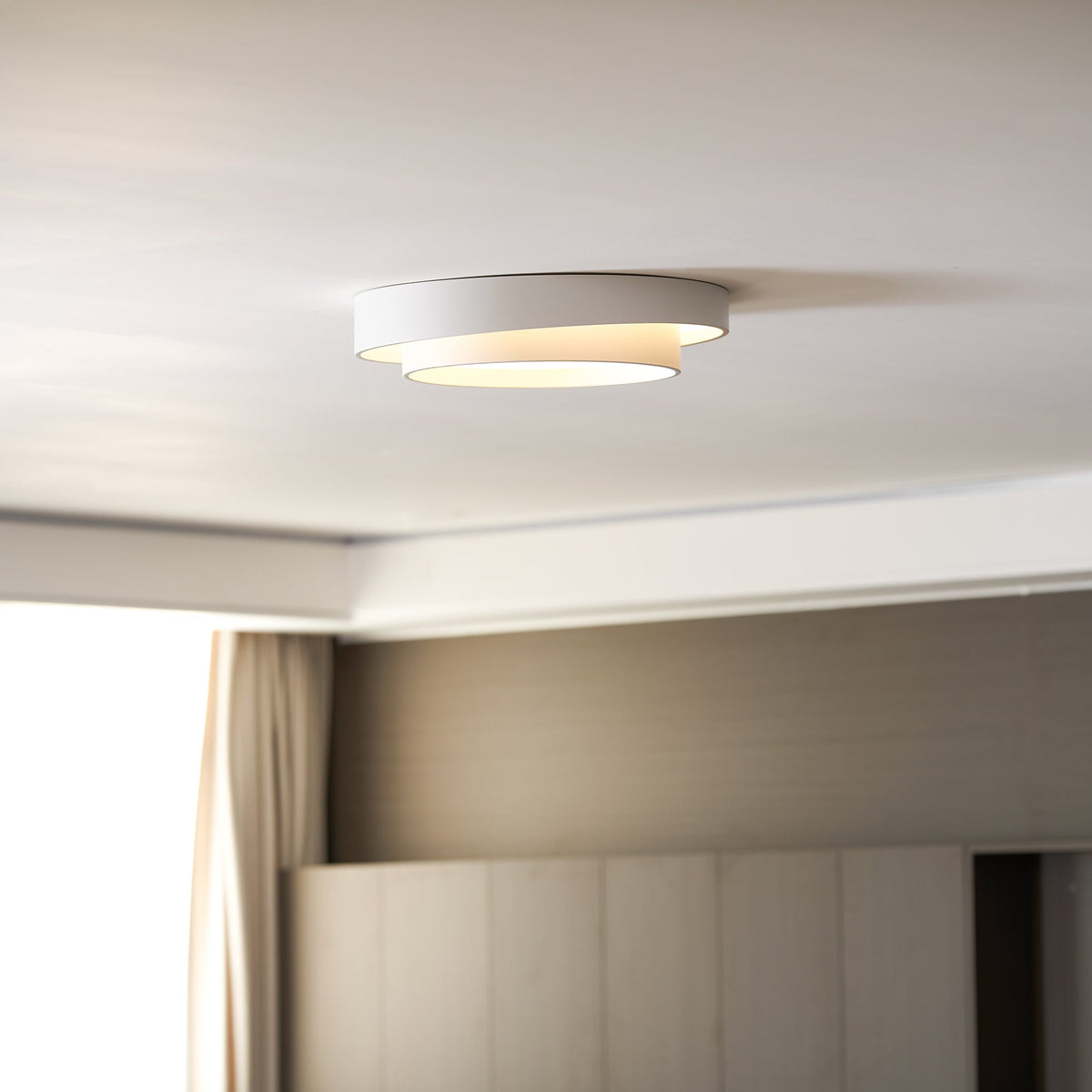 Round LED Flush Mount Light Fixture Metal White 16 20 24 Inch for Bedroom Living Room Office Modern Low Profile Overhead Lighting 3000K 4000
