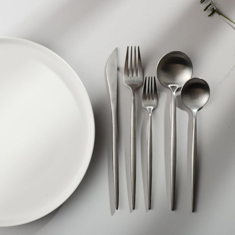 Titanium-Coated Stainless Steel Flatware Set – 18/10 Premium Dinnerware Service for Everyday Dining & Special Occasions