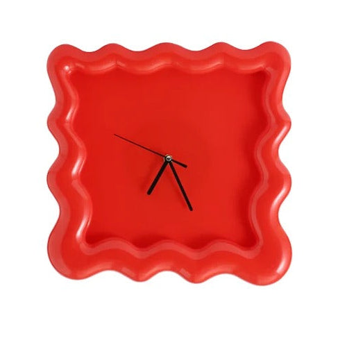 Modern Wavy Wall Clock – Minimalist 3D Design with Artistic Frame in Various Colors
