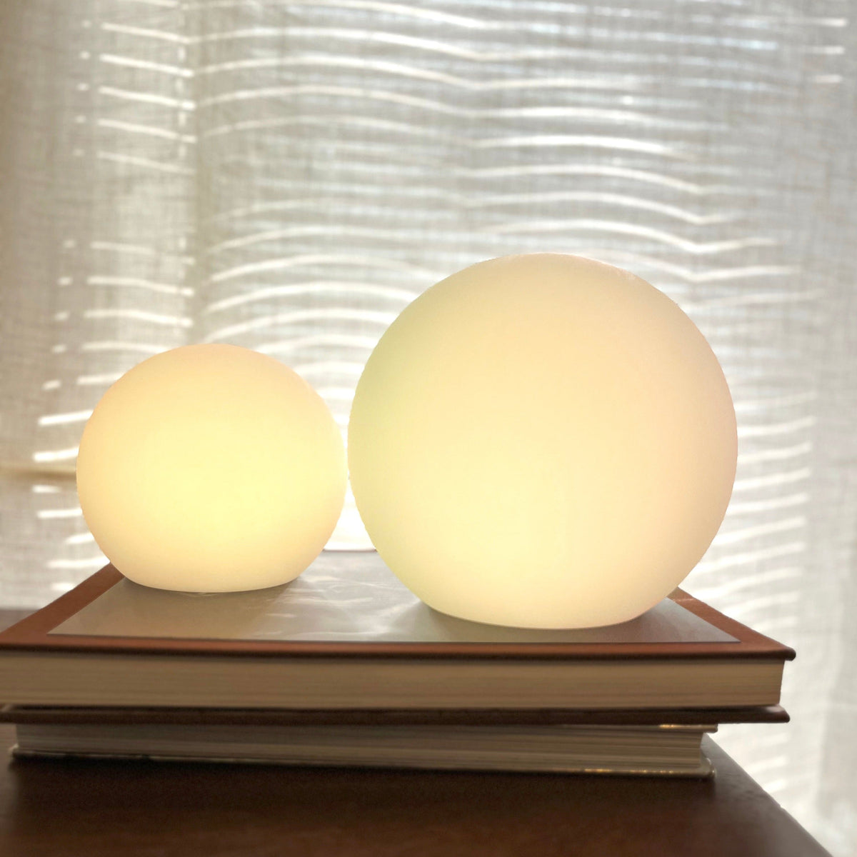 Rechargeable LED Mood Lamp 16-Color Dimmable Remote Control for Patio Bedroom Dining Indoor Outdoor Use