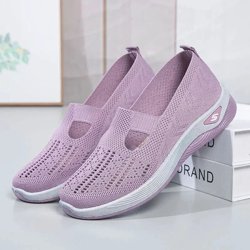 WOVENFLOW – Lightweight Ladies Sneakers with Soft Cushioned Feel