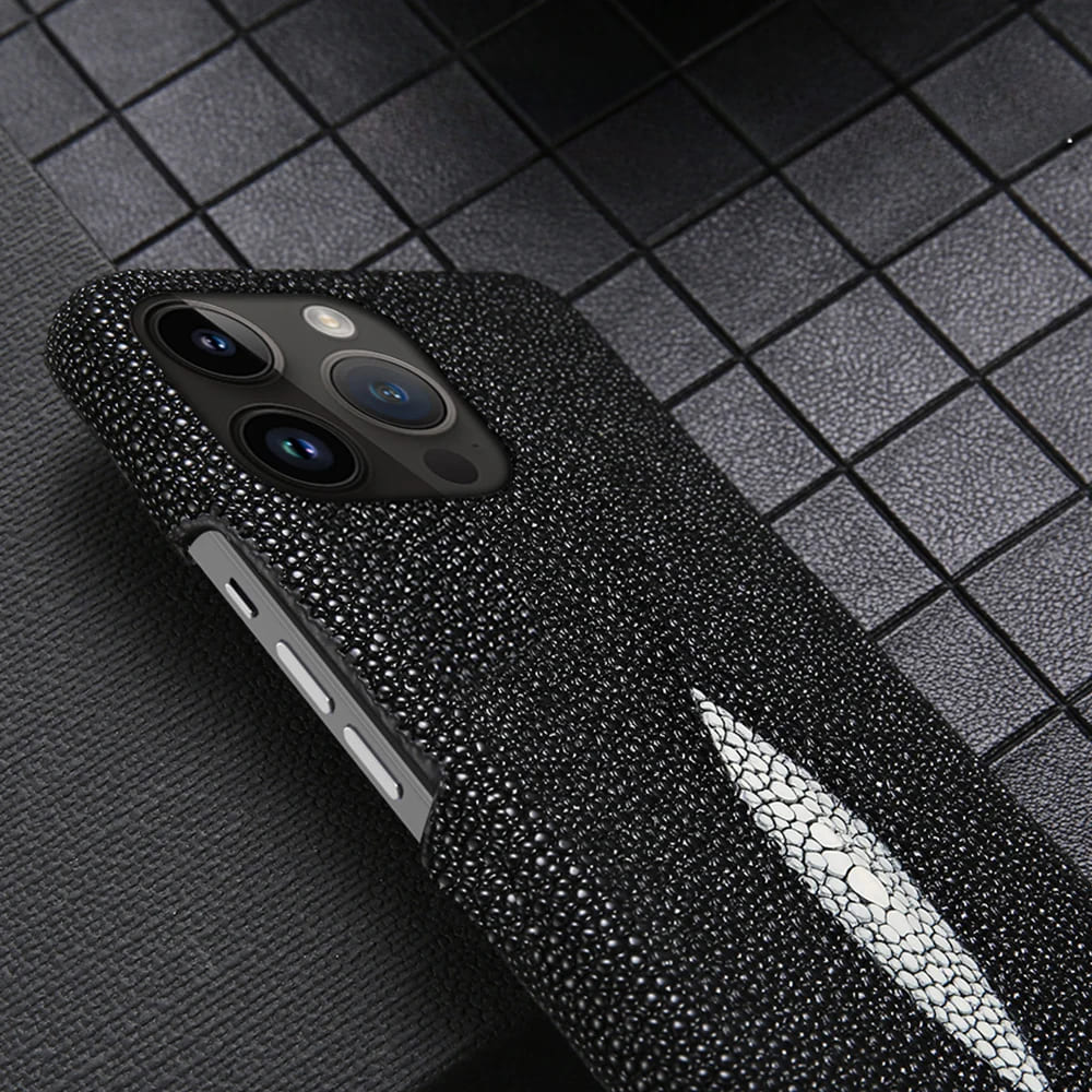 Authentic Stingray Skin Phone Case for iPhone 17 Pro Max 16 15 14 13 12 11 Shock Absorbent Premium Leather Cover Anti-Fingerprint