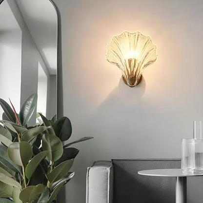Fluted Glass Sconce with Brass Hardware 8 in Diameter Shell-Shaped Fixture E27 Socket for Bedrooms Hallways Living Rooms Push-Button Control