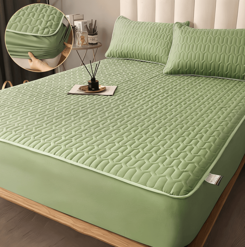 Waterproof Quilted Mattress Pad Protector with Deep Pocket Fitted Skirt – Breathable Polyester Cover for Bedroom