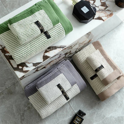 Organic Cotton Bath Towel – Soft, Absorbent Luxury Towel for Eco-Friendly Bathroom Use