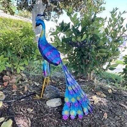 RegalFeather™ - Majestic Peacock Sculpture