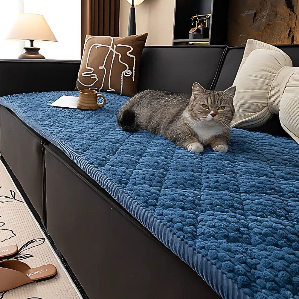 Quilted Couch Cover for Pets – Waterproof Furniture Protector with Non-Slip Backing for Dogs & Cats – Machine Washable Sofa Slipcover