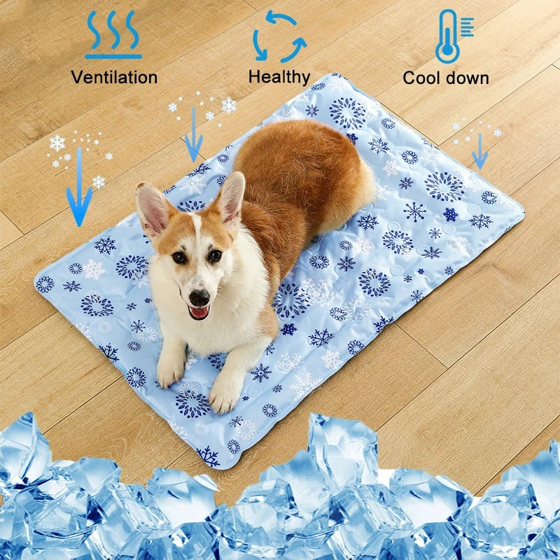 Pet Comfort | Dog Cooling Mat with Self-Cooling Gel Technology | Portable Solution for Summer Relief