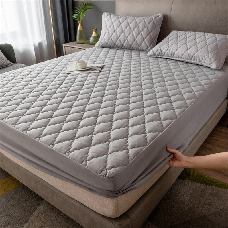 Premium Waterproof Mattress Protector with Anti-Slip Design | Ultimate Protection for Your Mattress