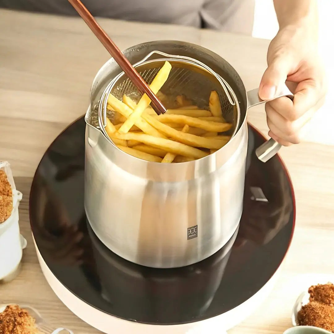 Stainless Steel Frying Pot with Integrated Oil Filter Sieve and Storage Container for Crispy Homemade Fried Foods Kitchen Cookware