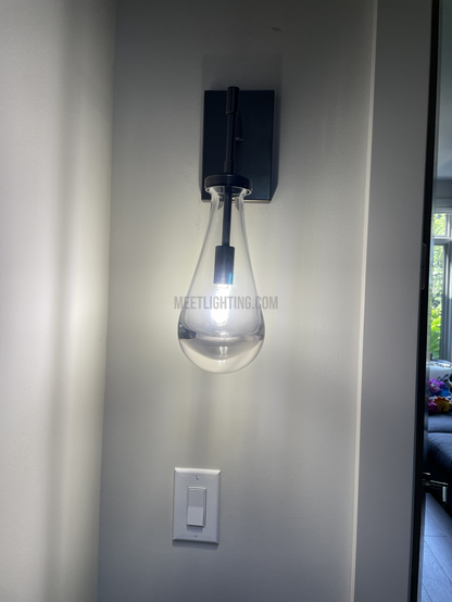 Hand-Blown Glass Wall Sconce with Teardrop Shade – Modern Brass Lighting for Bedroom, Hallway & Living Room
