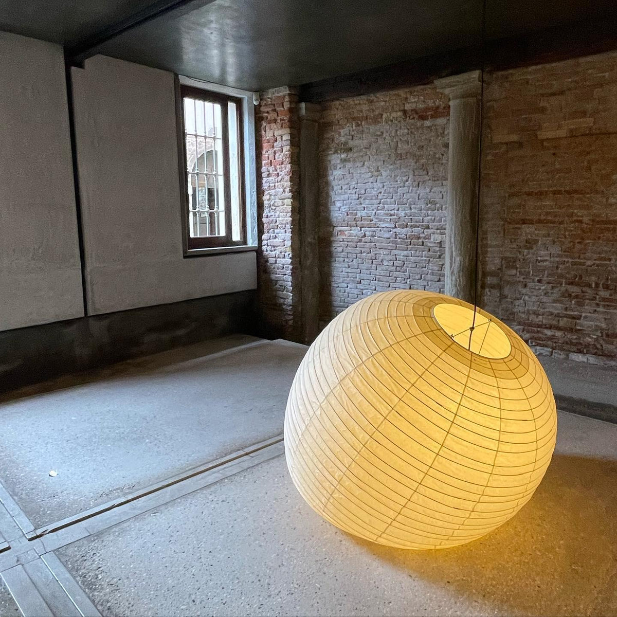 Handmade Paper Globe Drop Light for Kitchen Island & Dining Room – Adjustable Cable, E26 Socket, Soft Ambient Glow – Modern Overhead Fixture