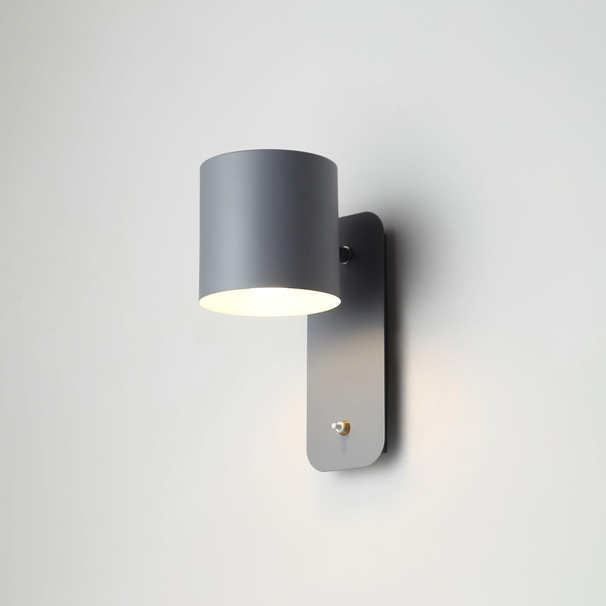 Adjustable Wall Sconce with Swivel Head Metal & Wood Construction 12-Inch Height for Bedroom and Living Room Light