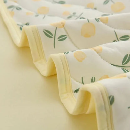 FLORABREEZE – Floral Summer Blanket Soft Breathable Comfort