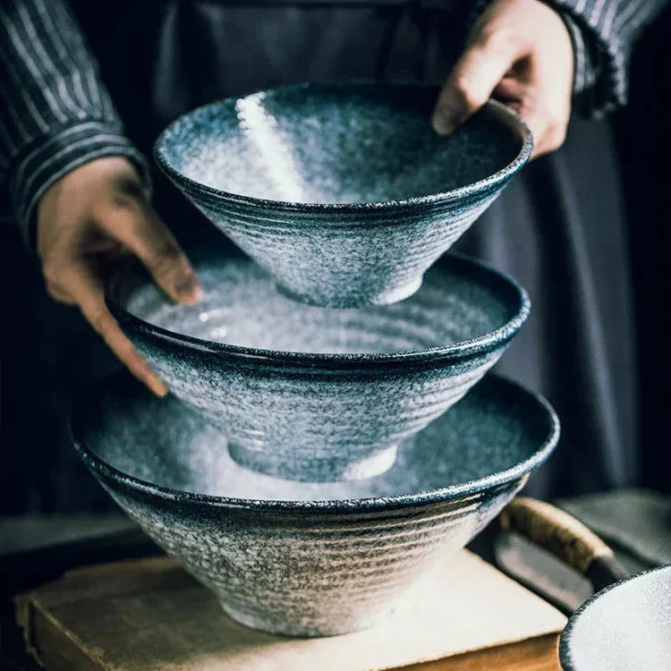 Handcrafted Ceramic Noodle Bowl 7 inch Asian-Inspired Soup Dish for Pho Udon Rice Meals Minimalist Dinnerware Versatile Kitchen Serving Piec