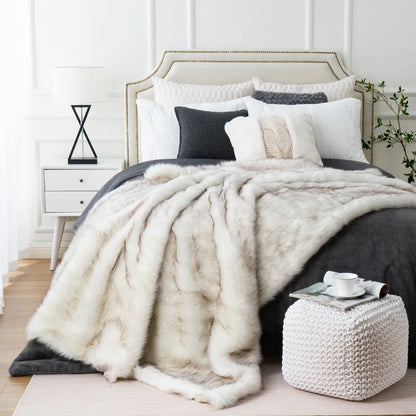 Plush Faux Fur Throw Blanket 80x60 Inches Luxe Textured Oversized Accent for Couch Bed Sofa Chair Living Room Bedroom Decor Soft Warm Machin